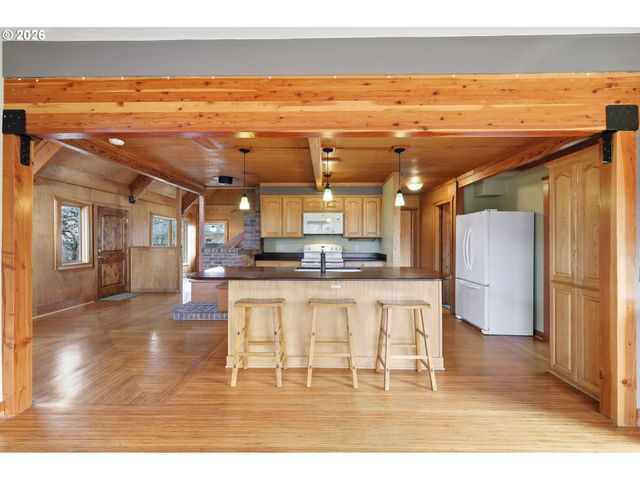 -1 ARTHUR St, Eugene, OR 97405