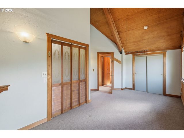 -1 ARTHUR St, Eugene, OR 97405