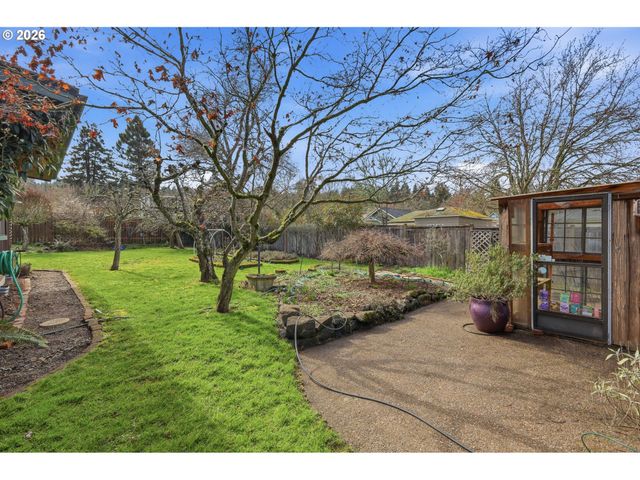 -1 ARTHUR St, Eugene, OR 97405