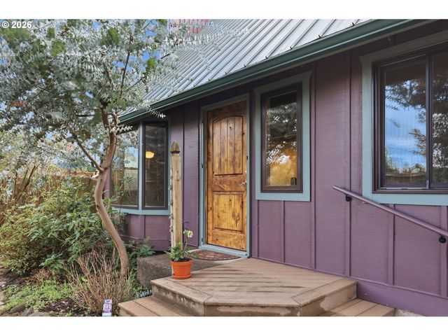 -1 ARTHUR St, Eugene, OR 97405