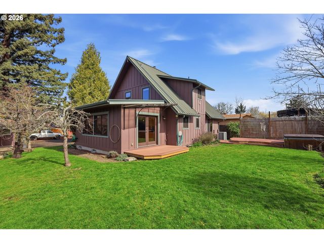 -1 ARTHUR St, Eugene, OR 97405