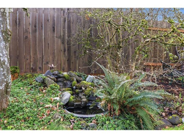 -1 ARTHUR St, Eugene, OR 97405