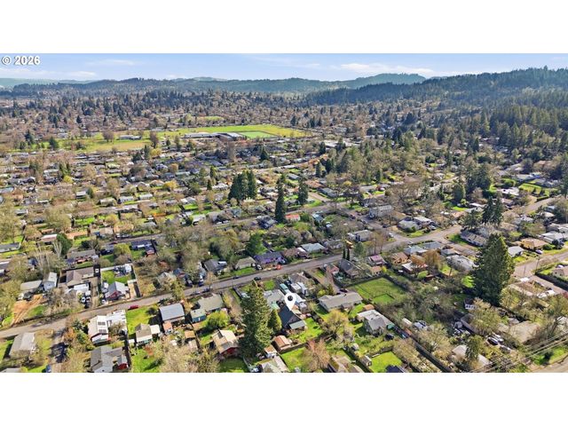 -1 ARTHUR St, Eugene, OR 97405