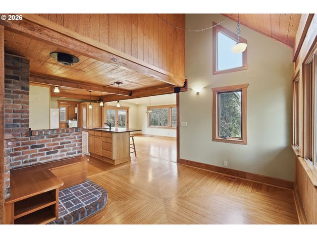 -1 ARTHUR St, Eugene, OR 97405