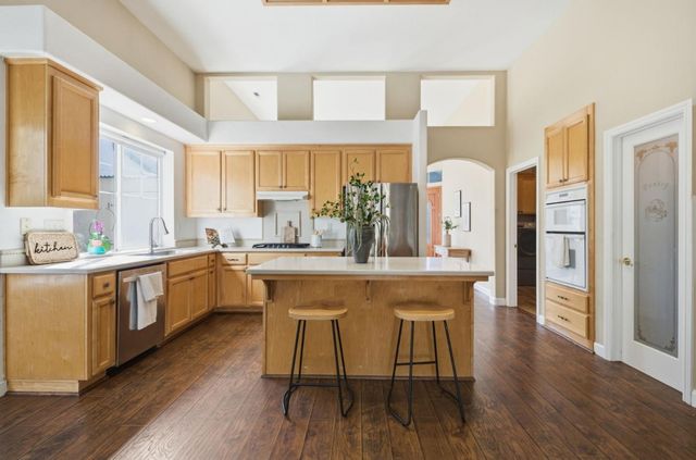 1655 Valley Oaks Drive, Gilroy, CA 95020