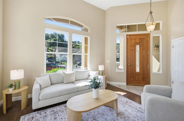 1655 Valley Oaks Drive, Gilroy, CA 95020