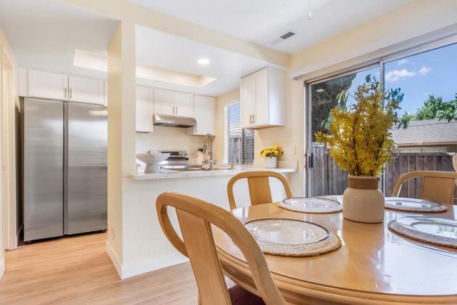 656 Foster Court 2, Hayward, CA 94544