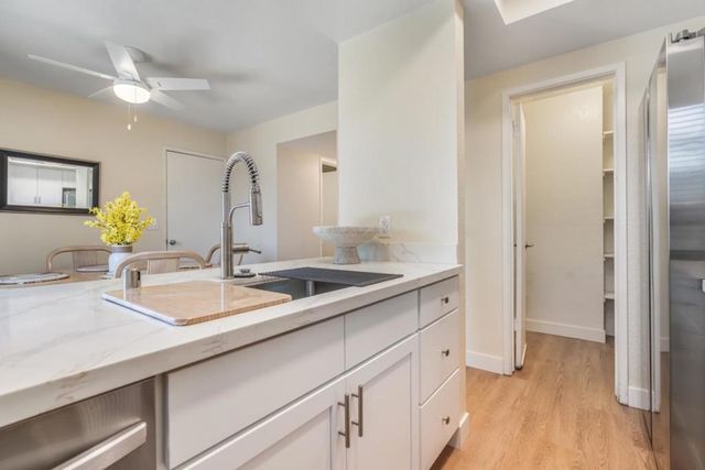 656 Foster Court 2, Hayward, CA 94544