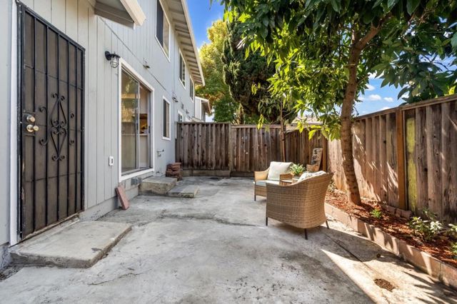 656 Foster Court 2, Hayward, CA 94544