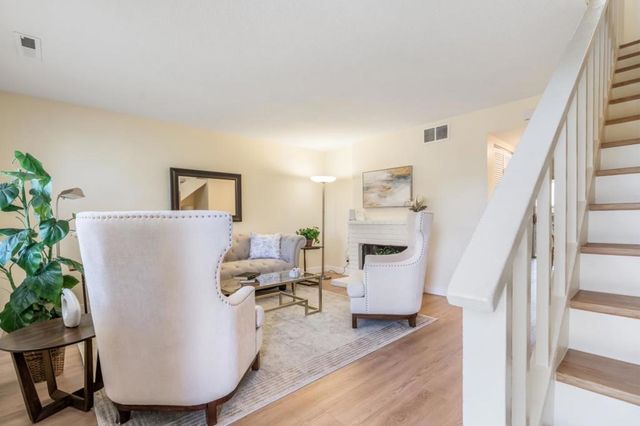656 Foster Court 2, Hayward, CA 94544