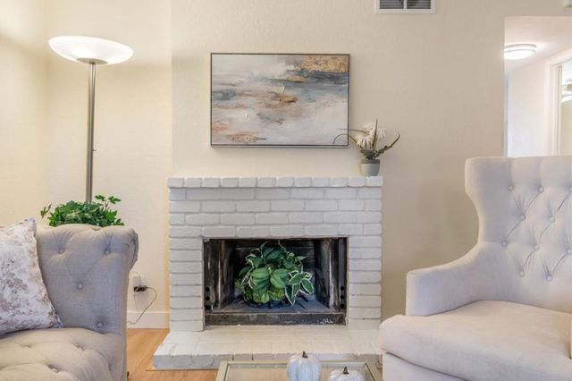 656 Foster Court 2, Hayward, CA 94544