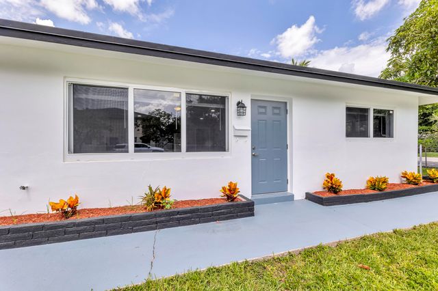 800-802 SW 6th Court, Pompano Beach, FL 33060