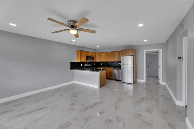 800-802 SW 6th Court, Pompano Beach, FL 33060