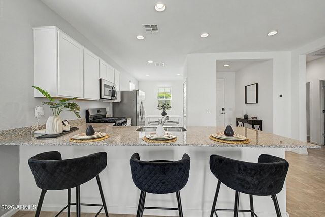 3142 E RIDING BOOT Way, San Tan Valley, AZ 85140