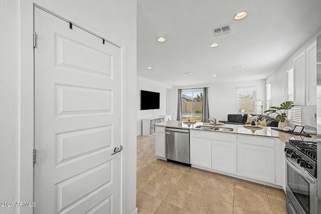 3142 E RIDING BOOT Way, San Tan Valley, AZ 85140