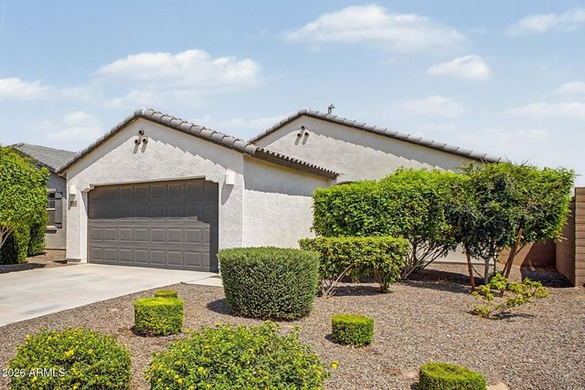 3142 E RIDING BOOT Way, San Tan Valley, AZ 85140