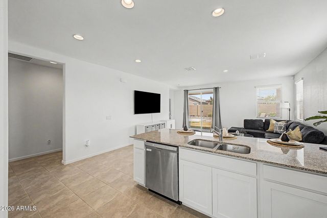 3142 E RIDING BOOT Way, San Tan Valley, AZ 85140
