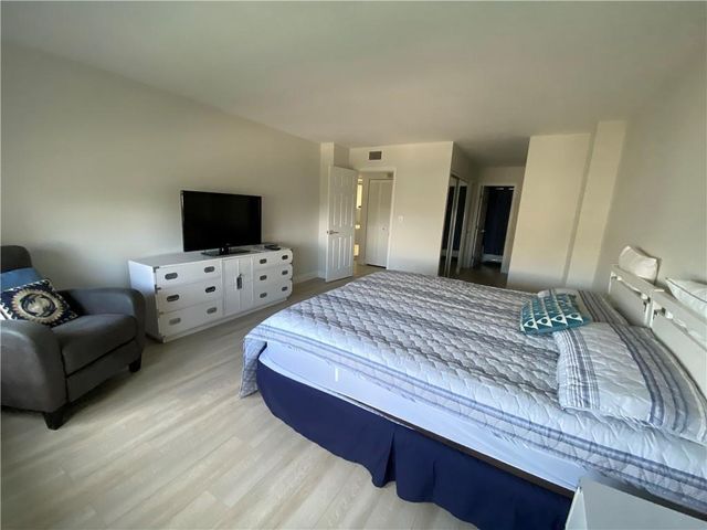 5100 N Ocean Blvd Apt 1404, Lauderdale By The Sea, FL 33308