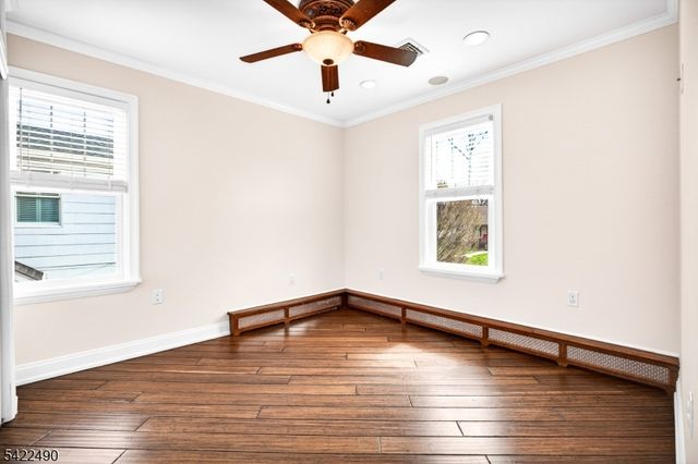 22 Vine St, Nutley Twp., NJ 07110