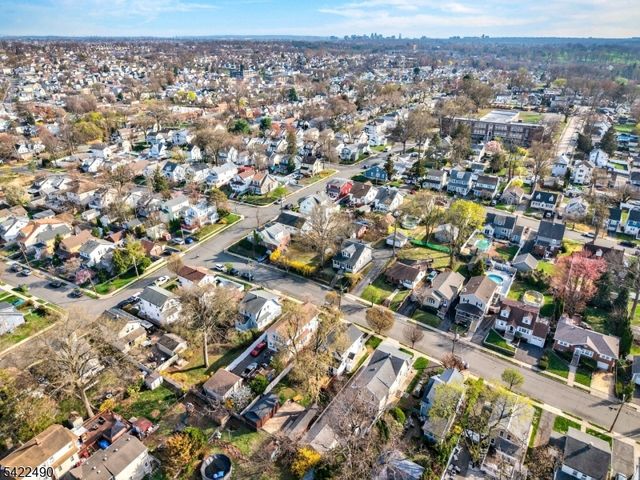 22 Vine St, Nutley Twp., NJ 07110