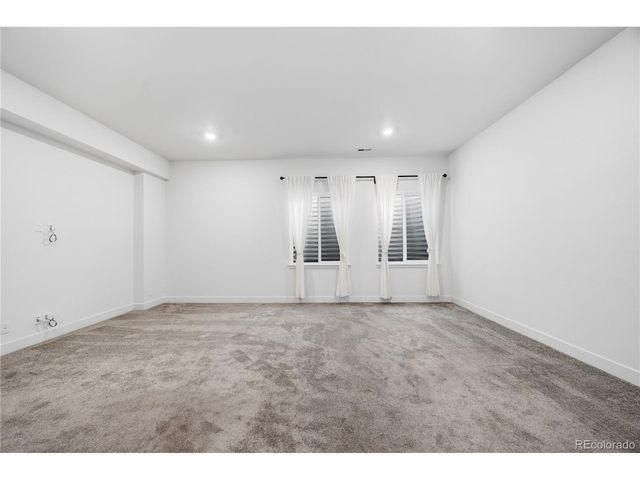 20750 E Beekman Pl, Denver, CO 80249
