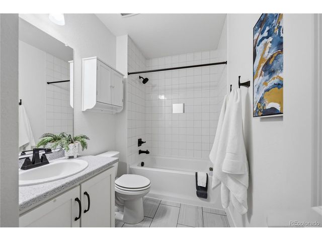 20750 E Beekman Pl, Denver, CO 80249
