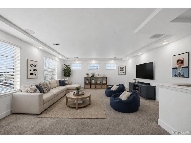 20750 E Beekman Pl, Denver, CO 80249