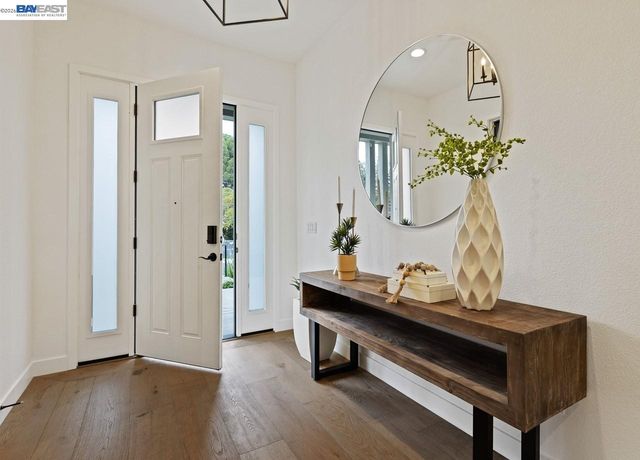 580 Boyd Rd, Pleasant Hill, CA 94523