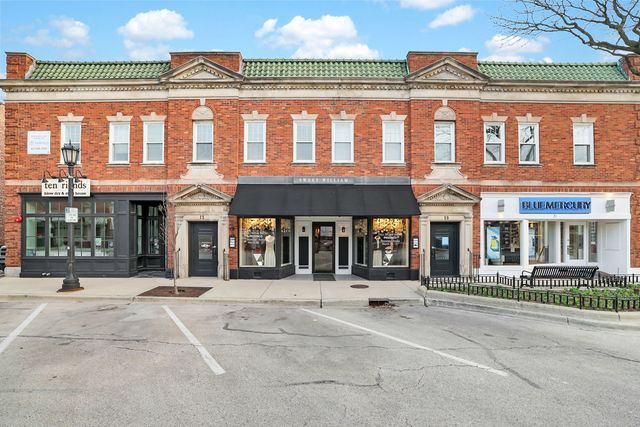 19 E 1st Street C, Hinsdale, IL 60521