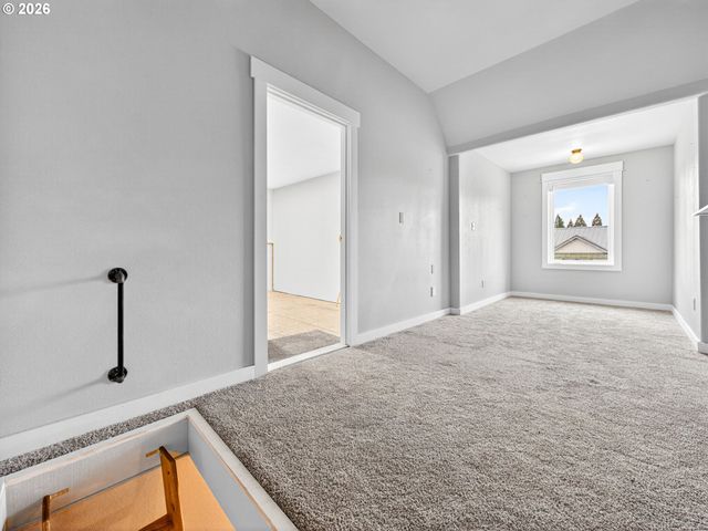 554 S MAIN St, Jefferson, OR 97352