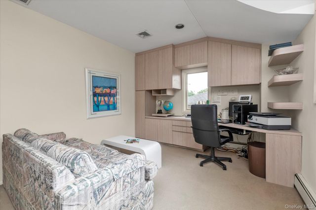 1055 Cedarhurst Street, North Woodmere, NY 11581