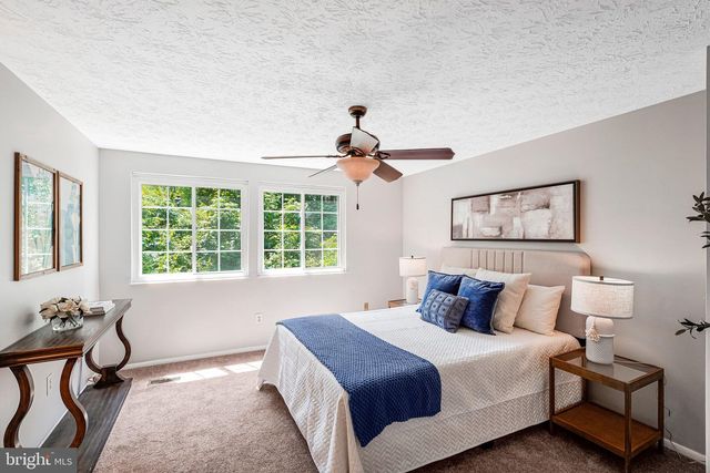 2038 BROOKS SQUARE PL, Falls Church, VA 22043