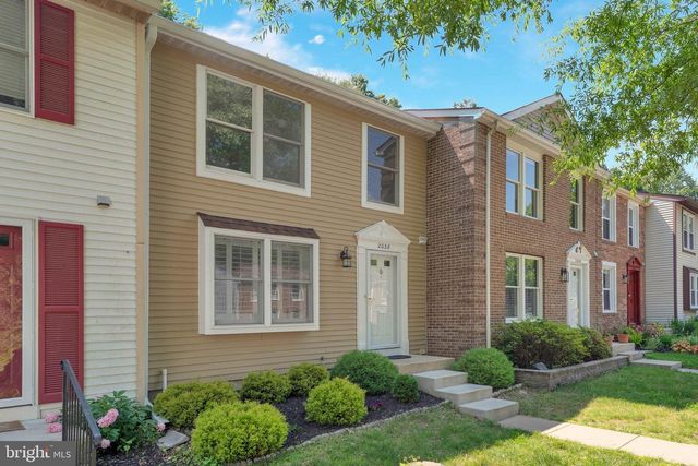 2038 BROOKS SQUARE PL, Falls Church, VA 22043