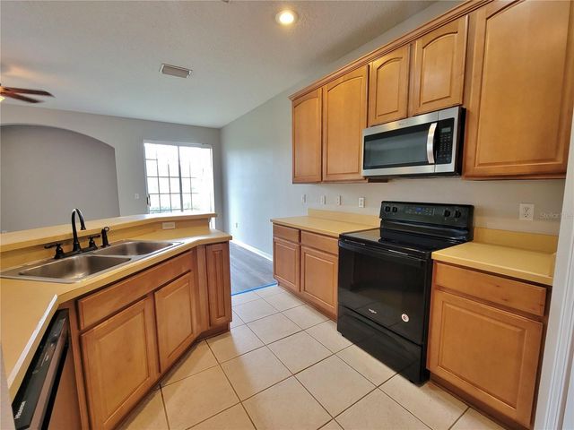 27822 PLEASURE RIDE LOOP, Wesley Chapel, FL 33544