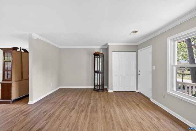 213 OAK ST, Charlottesville, VA 22902