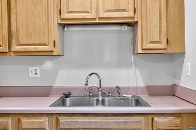 213 OAK ST, Charlottesville, VA 22902