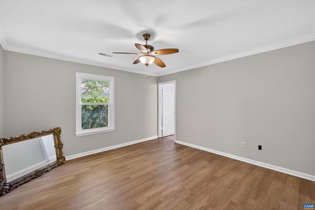 213 OAK ST, Charlottesville, VA 22902