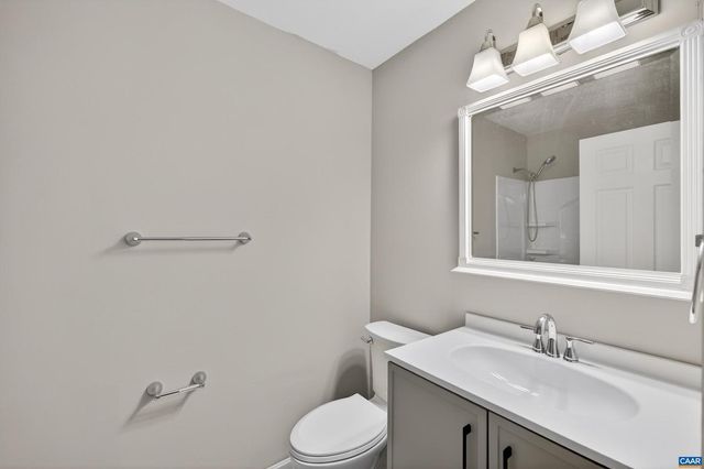 213 OAK ST, Charlottesville, VA 22902