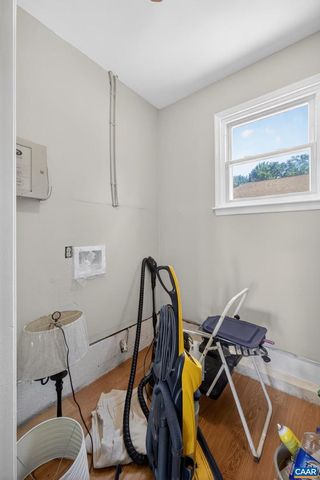 213 OAK ST, Charlottesville, VA 22902