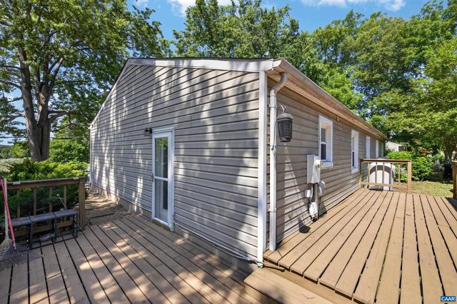 213 OAK ST, Charlottesville, VA 22902