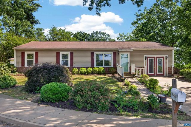 213 OAK ST, Charlottesville, VA 22902