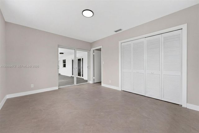 6091 SW 14th Street, Plantation, FL 33317