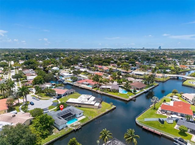 6091 SW 14th Street, Plantation, FL 33317
