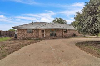105 Basswood Circle, Coahoma, TX 79511