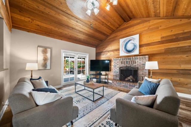 2020 Winterwarm Drive, Fallbrook, CA 92028