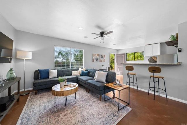 2020 Winterwarm Drive, Fallbrook, CA 92028