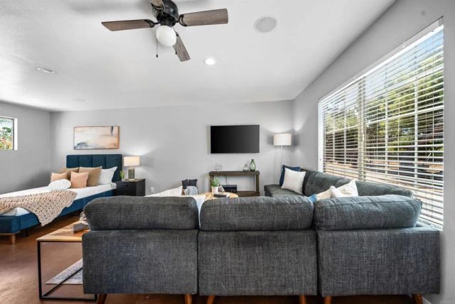2020 Winterwarm Drive, Fallbrook, CA 92028