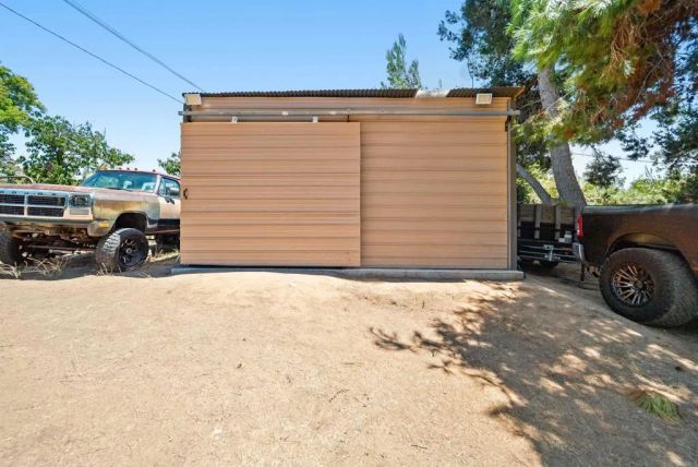 2020 Winterwarm Drive, Fallbrook, CA 92028