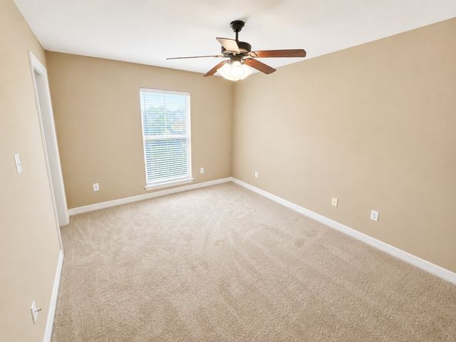 210 captain hm shreve Boulevard, Shreveport, LA 71115
