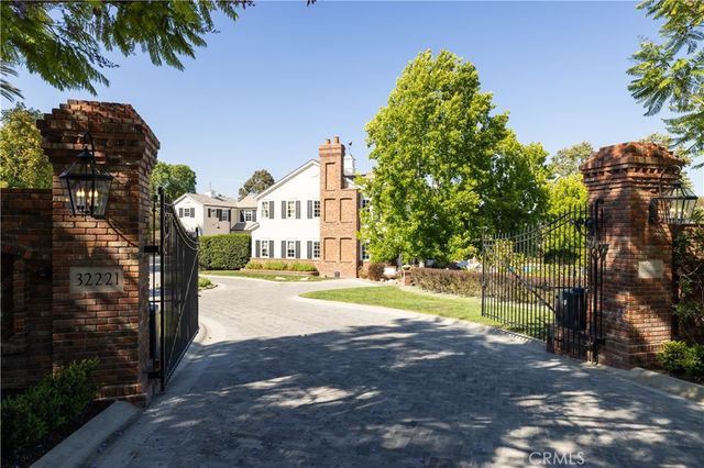 32221 Peppertree bend, San Juan Capistrano, CA 92675